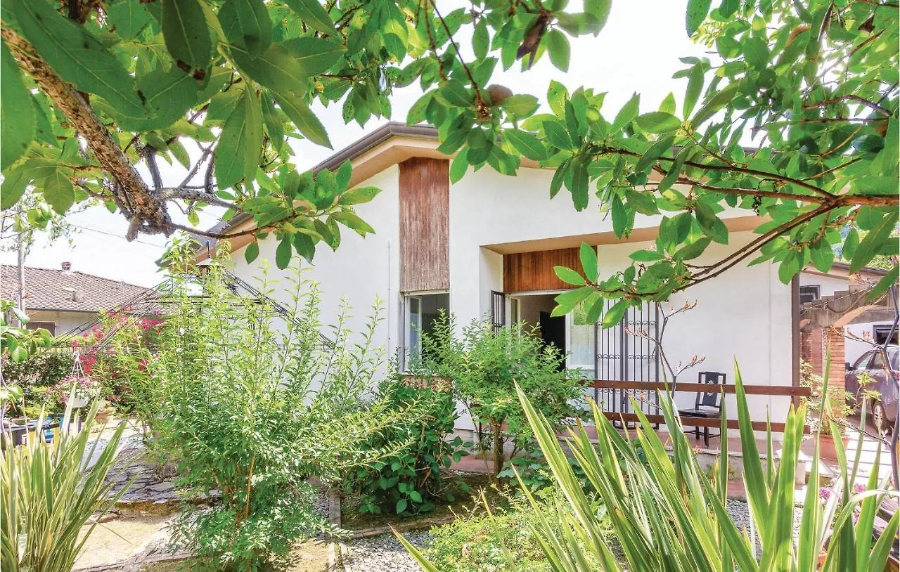 Holiday home Casa Aurora Villa Massa